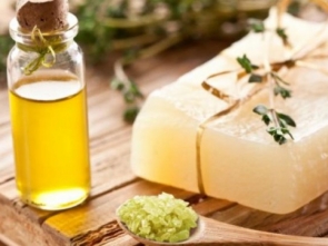 MzUxNjkyMT-zeytinyagli-sabun-ile-cilt-bakimi